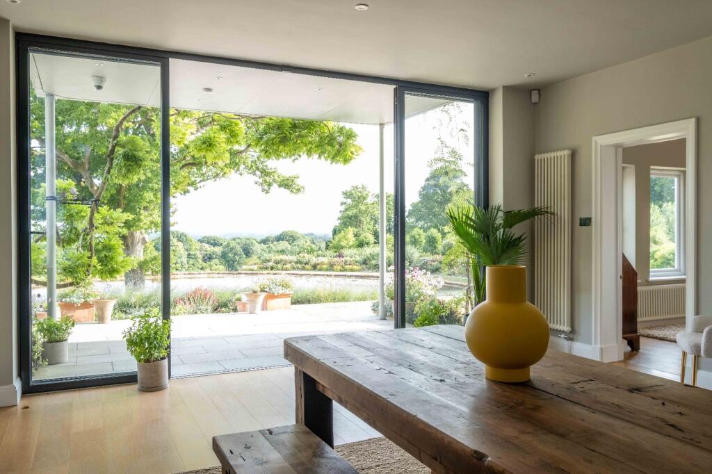 Main image of property: London Road, Hurst Green, Etchingham, East Sussex