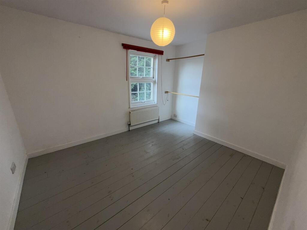House in Ipswich - View 5