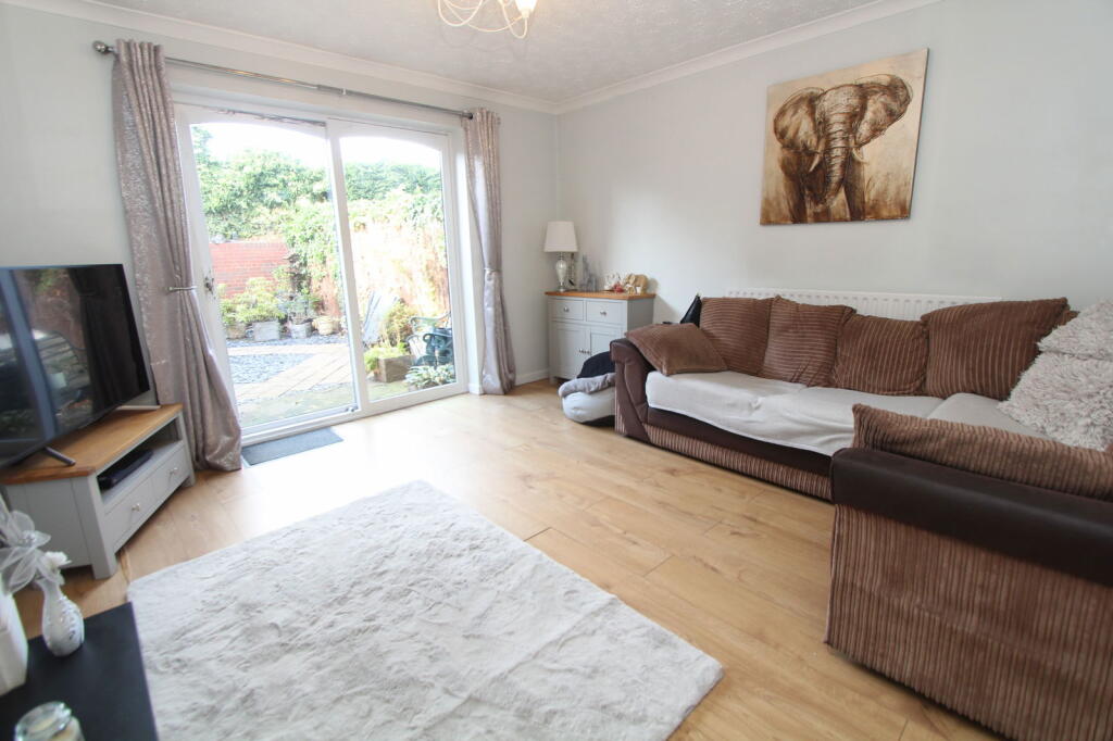 House in Dudley, West Midlands - View 6