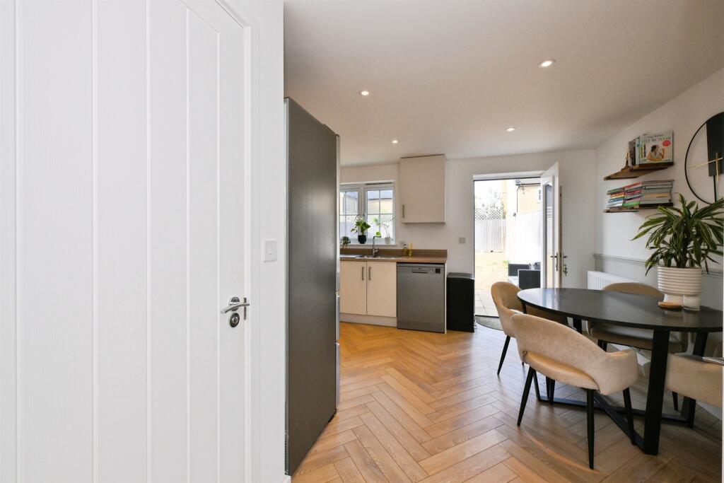 House in Stevenage - View 4