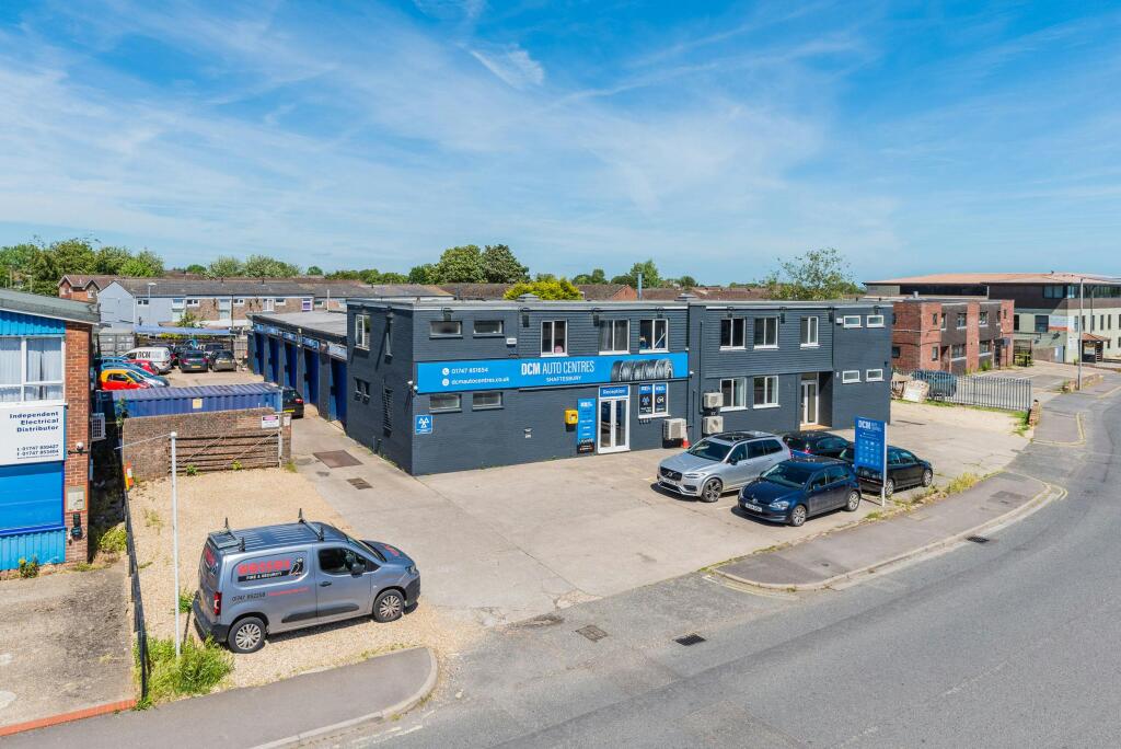 Unit-4-Longmead-Ind.-Est.,-Shaftesbury-2.jpg