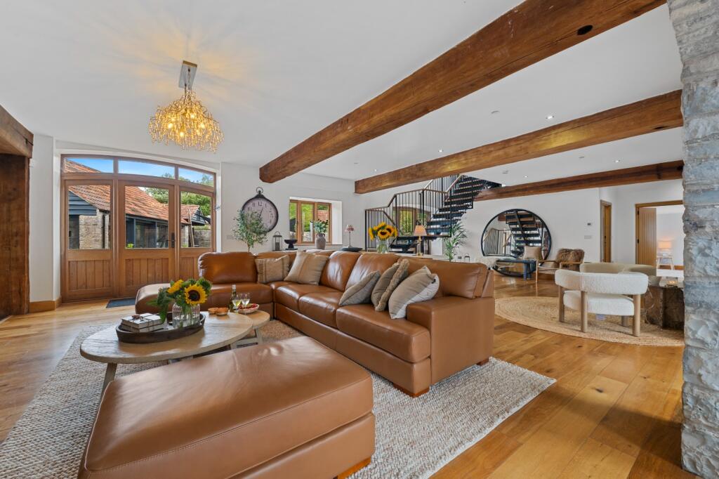 House in Compton Dundon - View 5