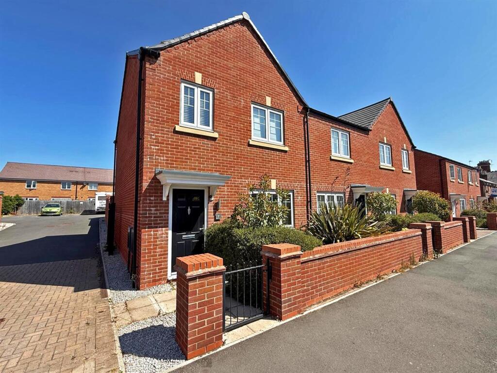 Main image of property: Bright Row, Copthorne Road, Shrewsbury