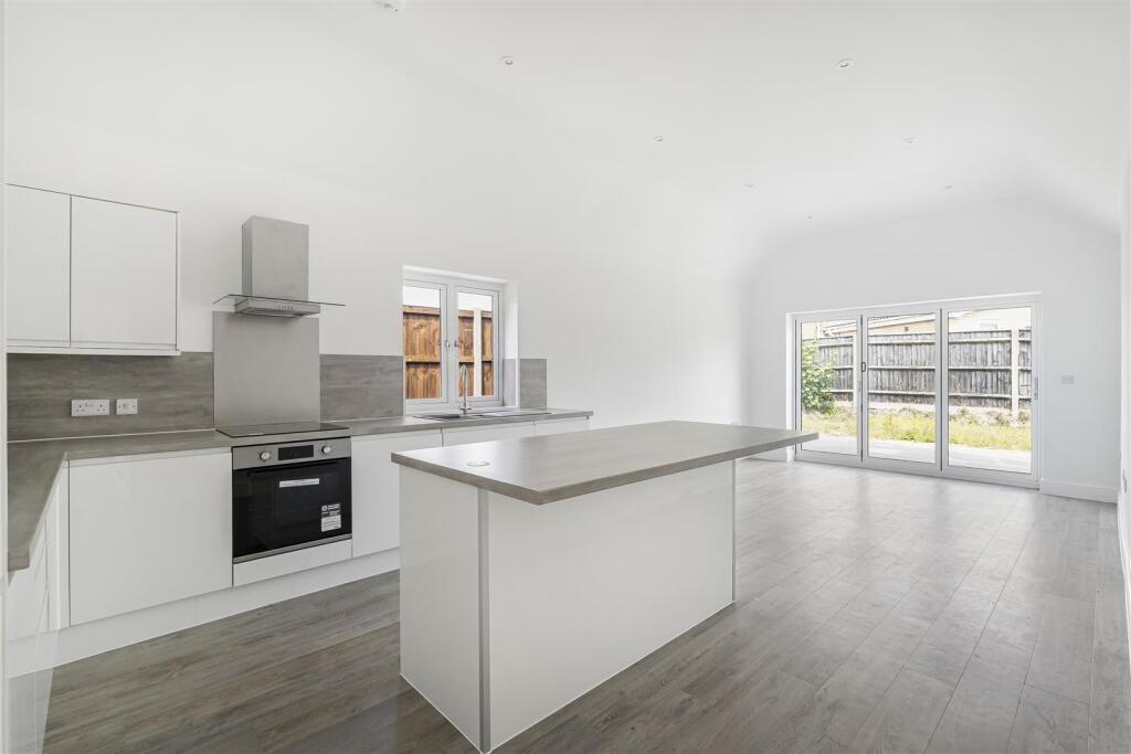 House in Cambridge - View 4
