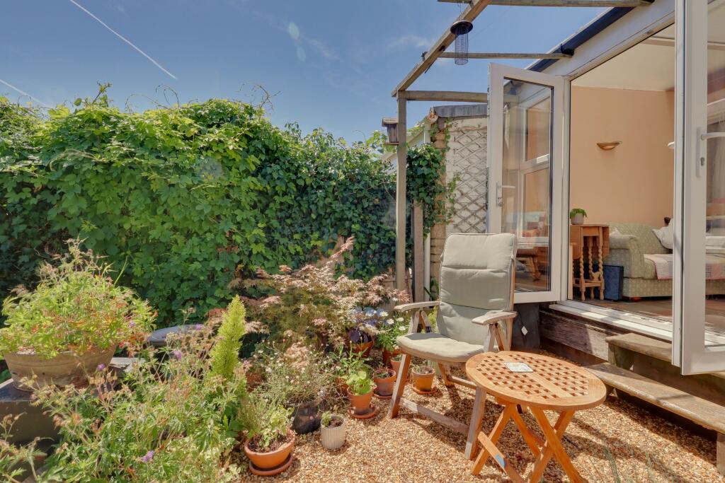 House in Havant, Hampshire - More