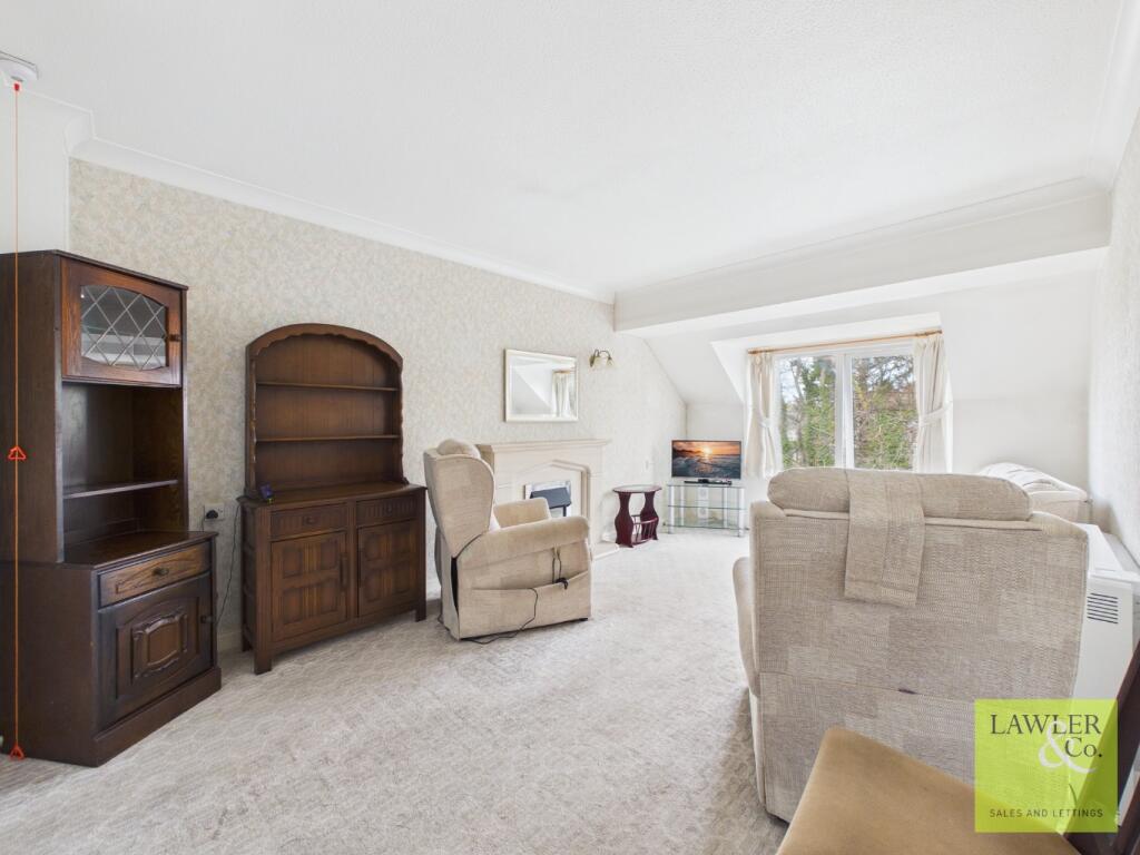 Main image of property: Homelyme House, Park Lane, Poynton, Stockport, Cheshire, SK12 1RL