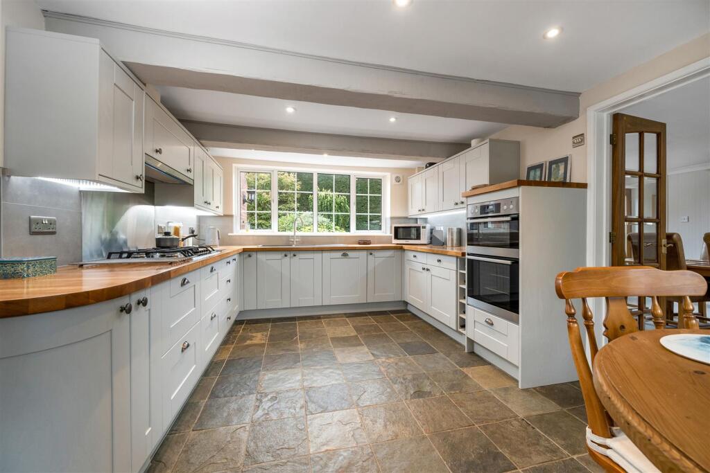 Fosse Road, Farndon, Newark photo 4