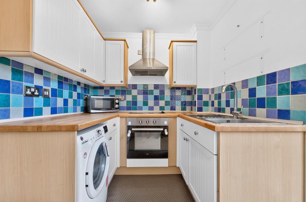 Ashley Road, St. Albans photo 5
