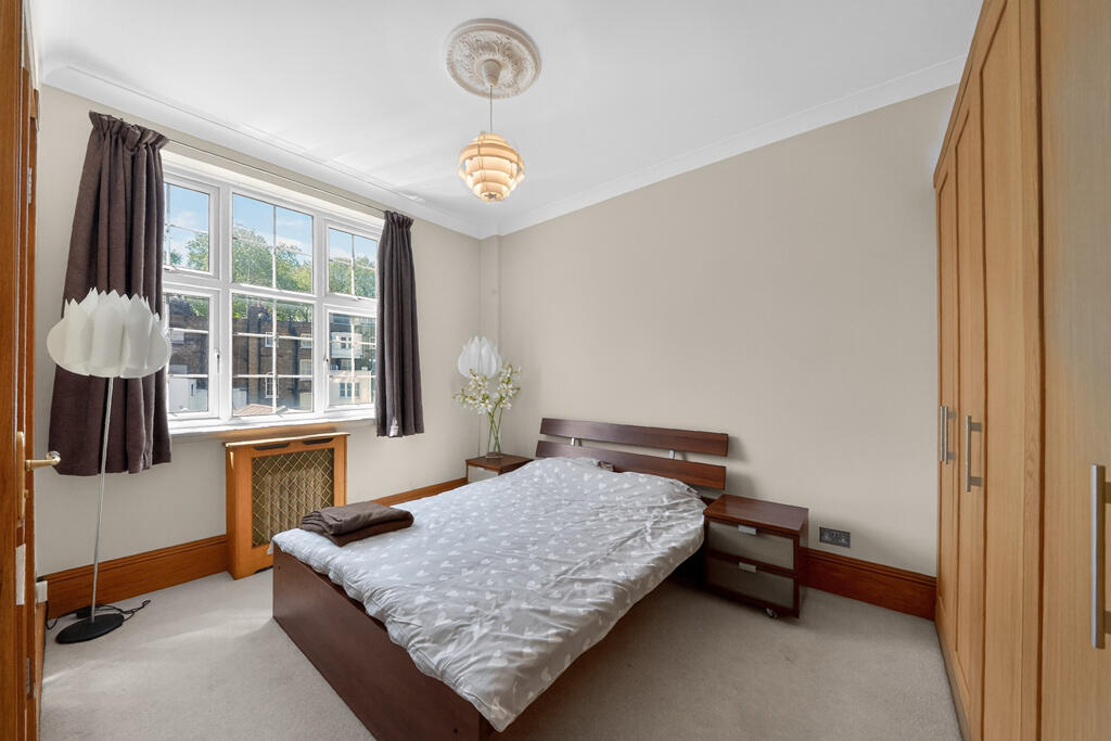 Edgware Road, Marylebone, W2 photo 4