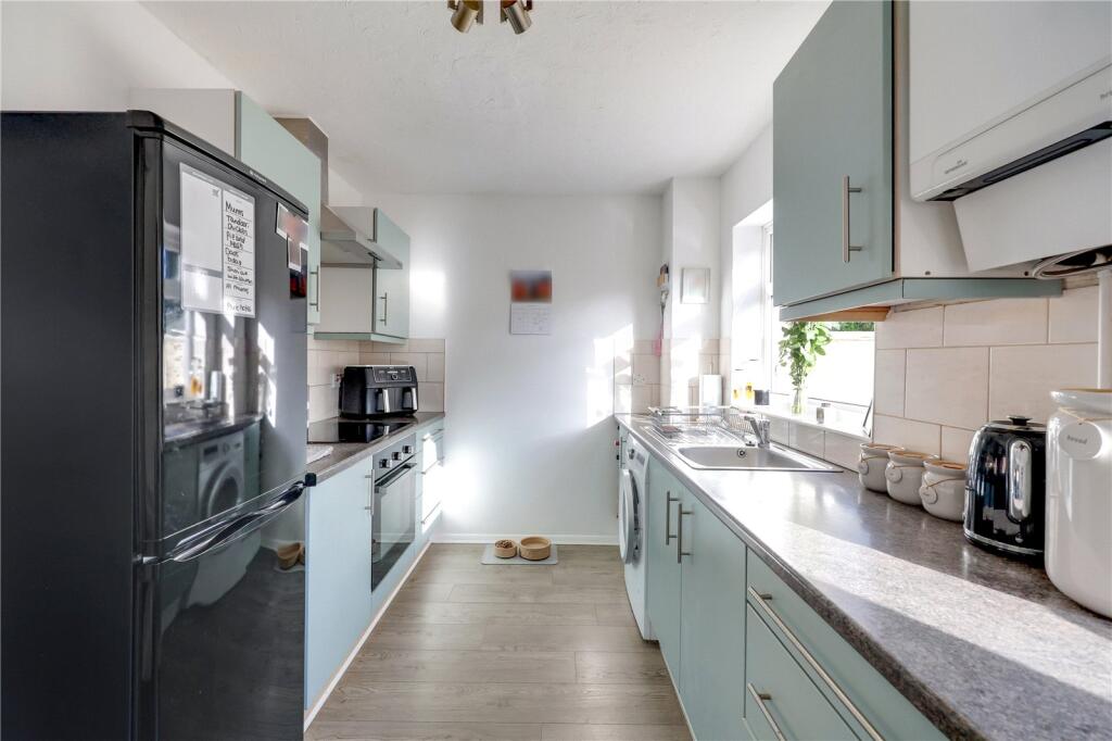 Venlock Close, Barnstaple, Devon photo 4