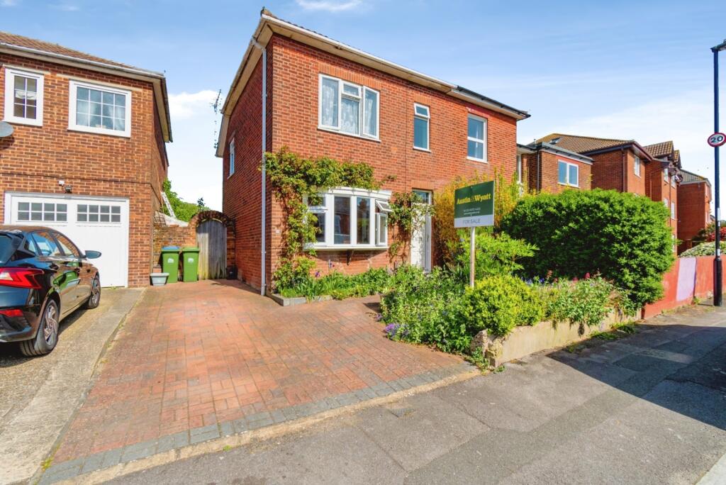 Main image of property: Richmond Road, Southampton, Hampshire, SO15