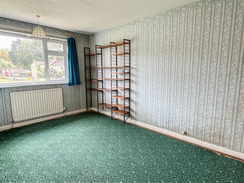 House in Swindon - View 5