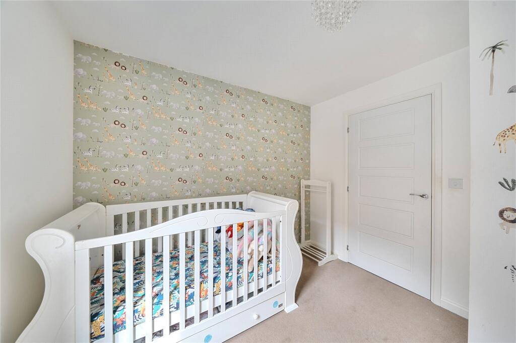 Apartment in Dunstable, Central Bedfordshire - More