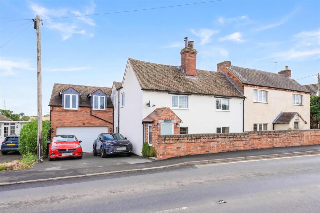 Main image of property: Tamworth Road, Fillongley, CV7
