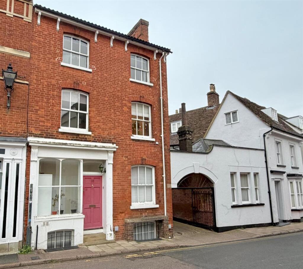 Main image of property: Tilehouse Street, Hitchin