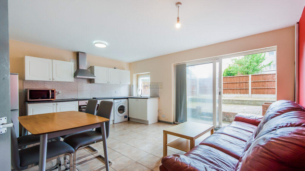 Main image of property: 2a Kelsey Close, Birmingham, B7 4JL
