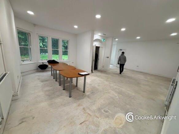 Pic 24 - Roath Park House.jpg