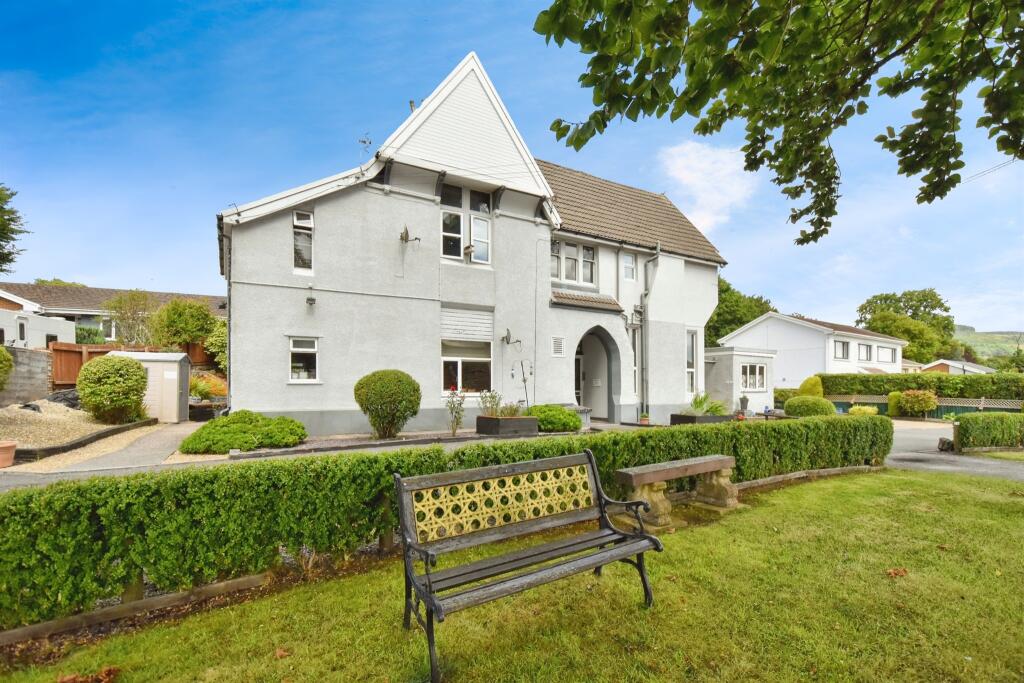 Cwmbach Road, Aberdare