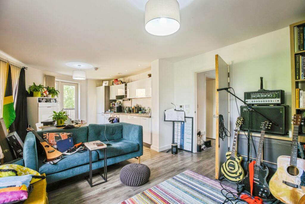 Apartment in London - View 2