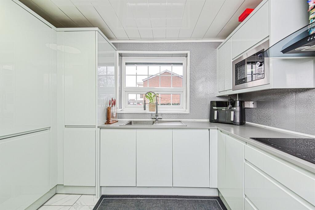 Additional image 4 of Honeybourne, TAMWORTH