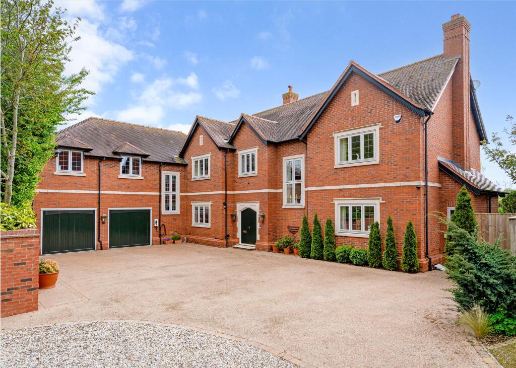Main image of property: Oldborough Drive, Loxley, Warwick, Warwickshire CV35