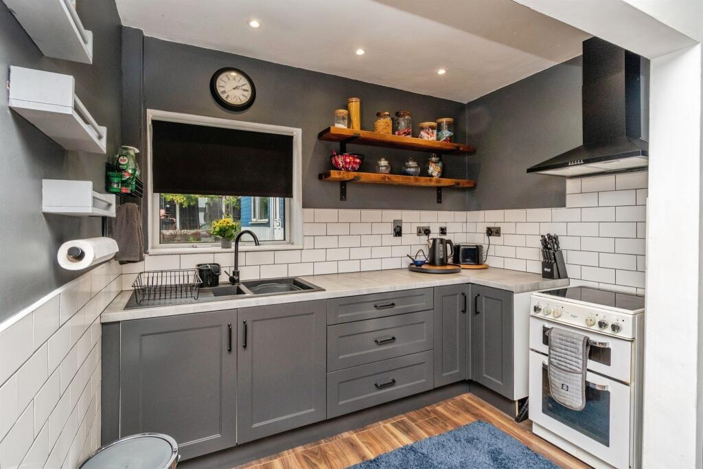 House in Walsall - View 4