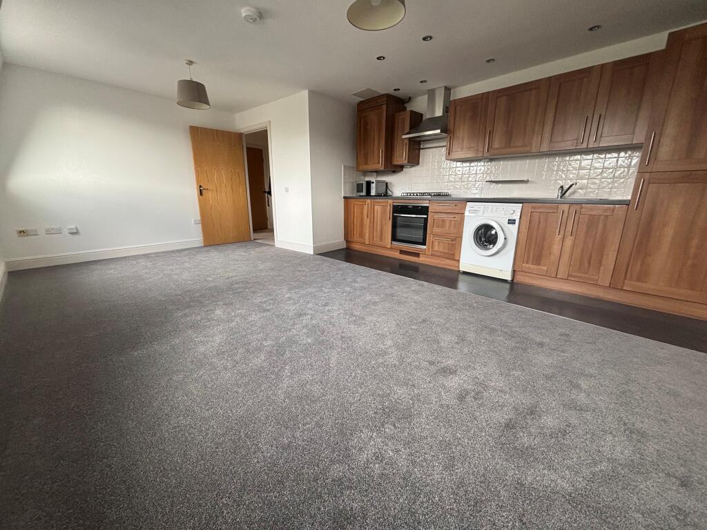 Main image of property: Moors Walk, WELWYN GARDEN CITY