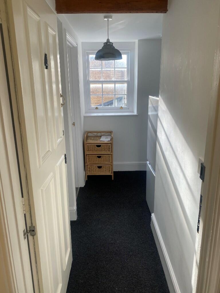 Apartment in Chippenham, Wiltshire - View 3