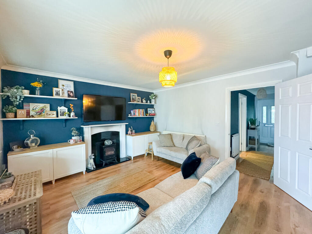 House in Penpedairheol, Gelligaer - View 3