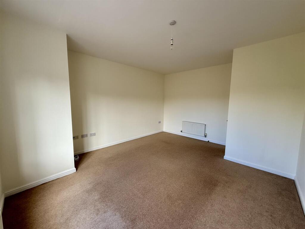 Heathfield Way, Mansfield - View 5