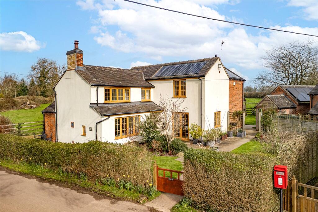Main image of property: Clog Cottage, Cropper Lane, Sutton-On-The-Hill