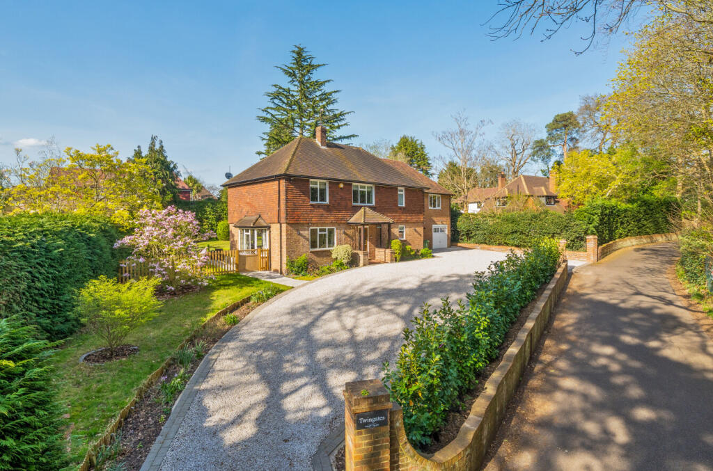 Main image of property: Firbank Lane, Woking, Surrey, GU21