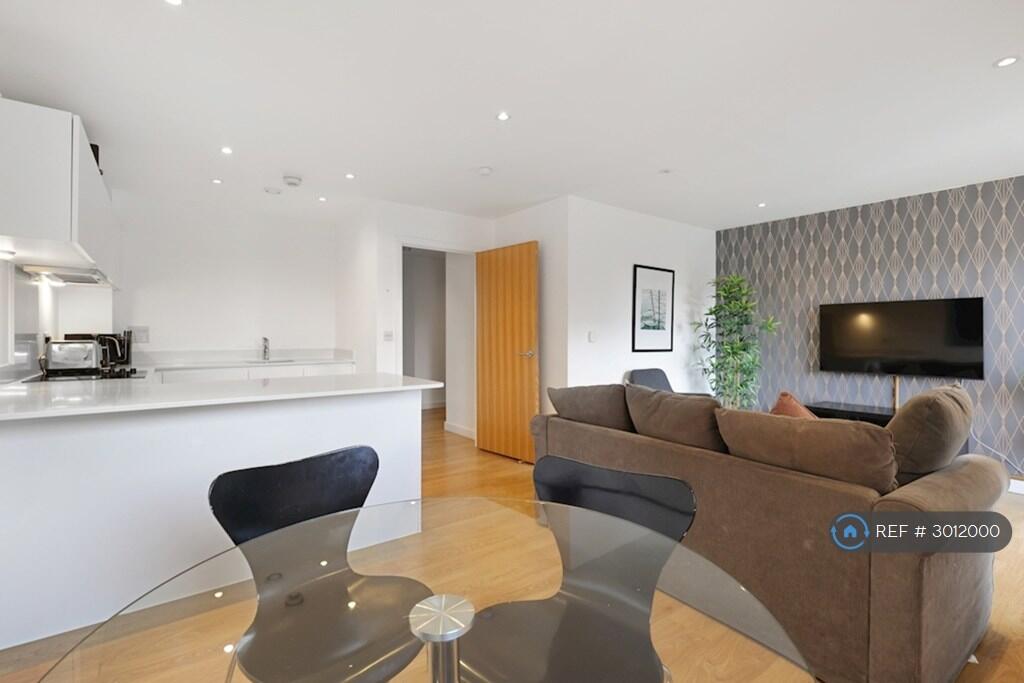 Apartment in London, Custom House, Silvertown - View 4