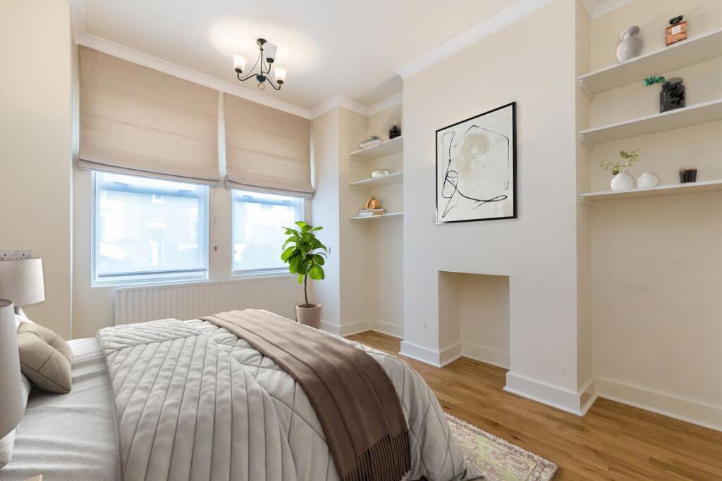 Berrymede Road, Chiswick - View 5