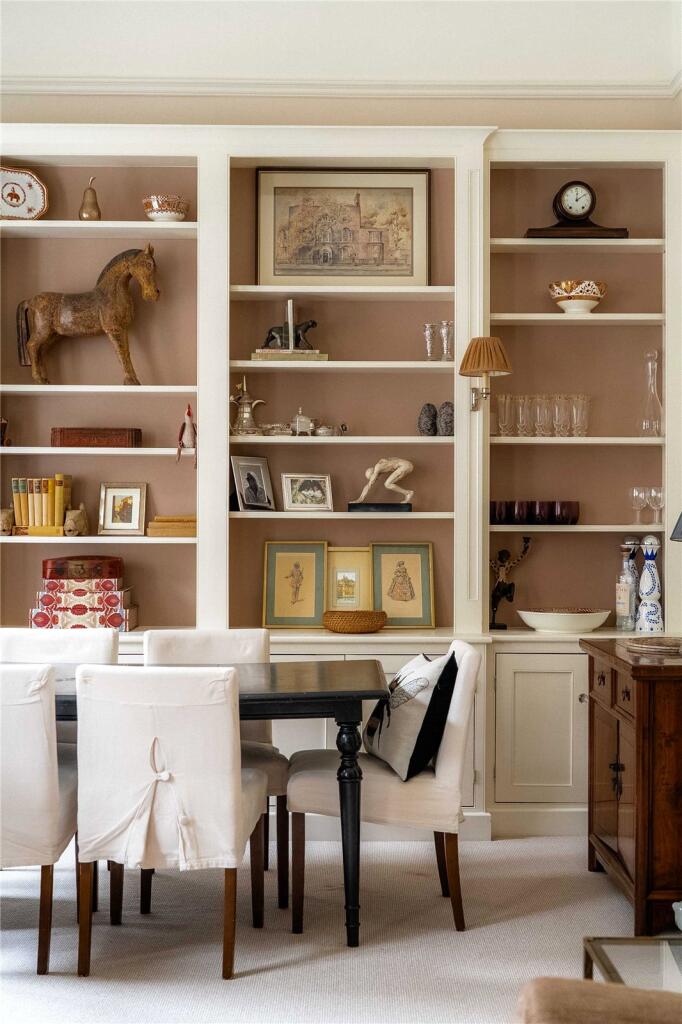 Apartment in London - View 3