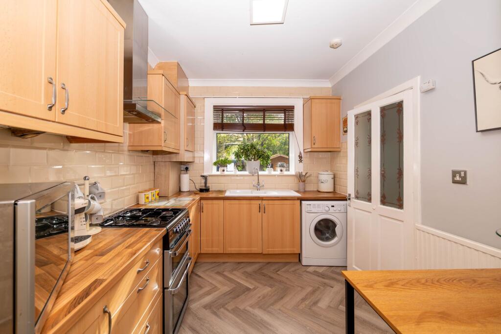House in Edinburgh, West Lothian - View 3