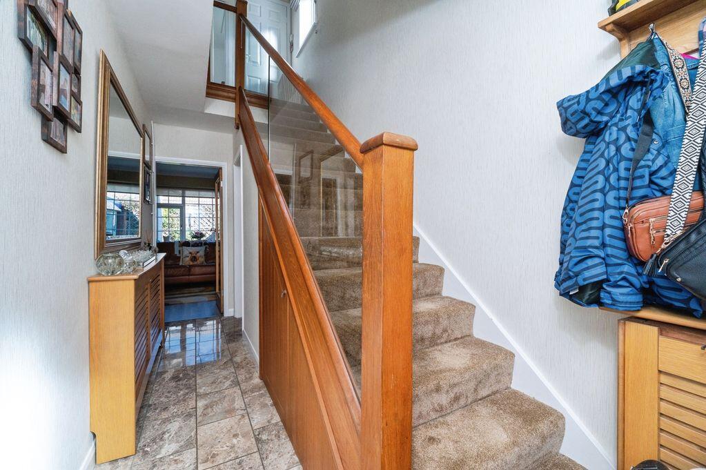 House in Doncaster - View 3