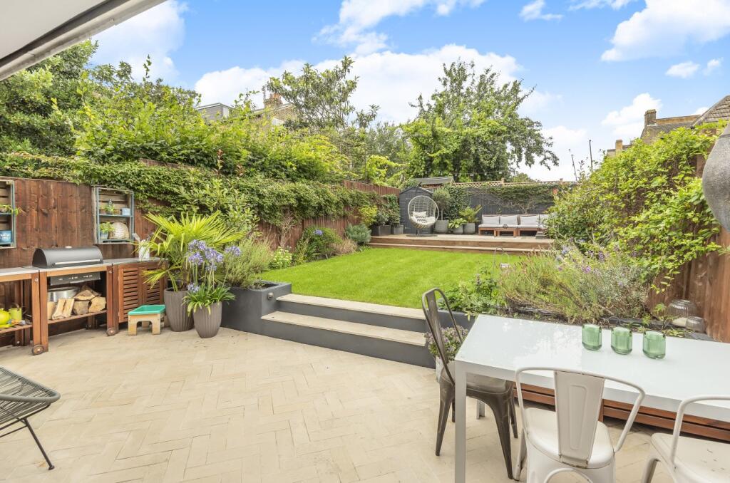 St. Julians Farm Road, West Norwood, London, SE27 photo 4