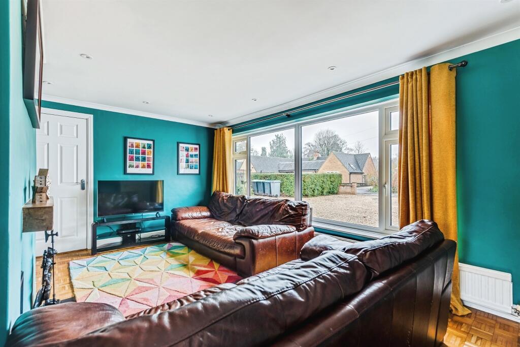 New Yatt Road, WITNEY photo 4