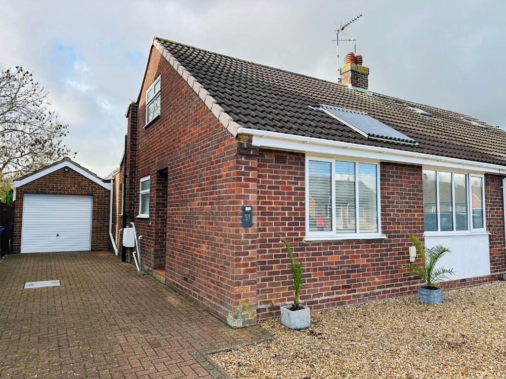 Main image of property: Westfield Avenue, DEANSHANGER MK19