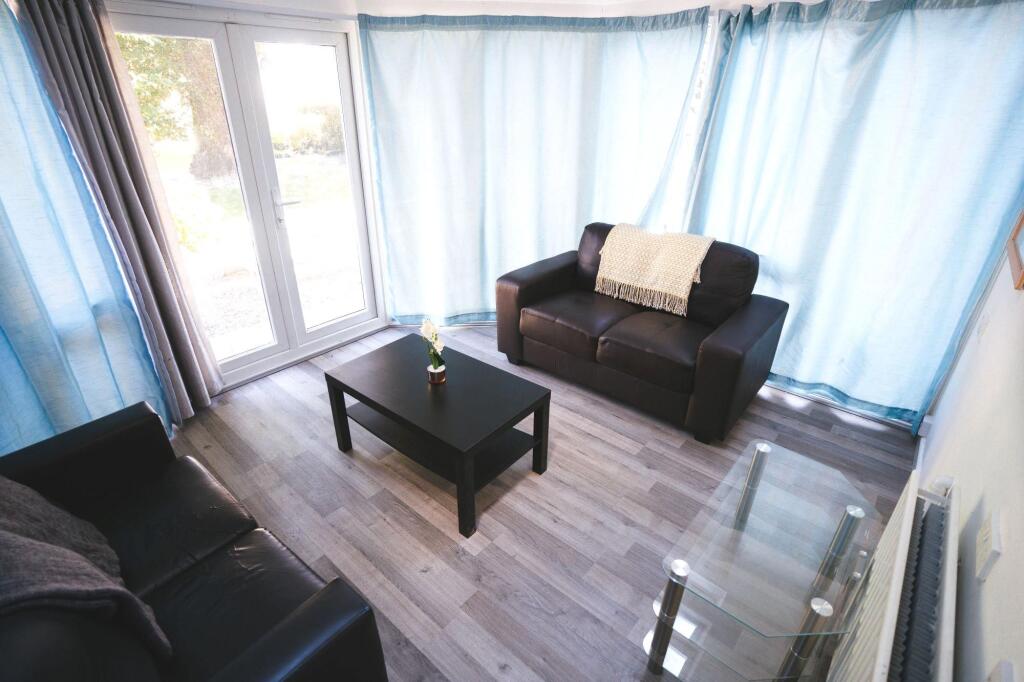 House in Sheffield, Broomfield, Broomhall - View 4