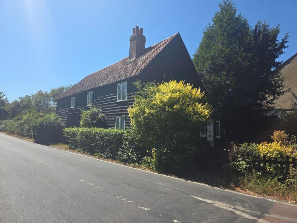 5 Tama Cottages, St. Marys Lane, Upminster, Essex, RM14 3LS photo 4