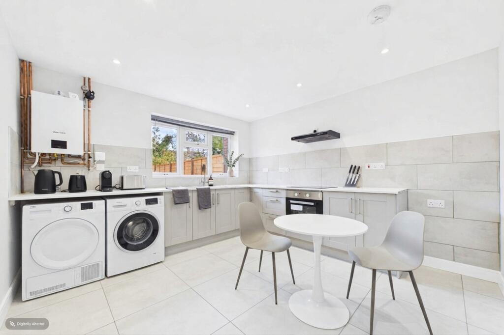 House in Peterborough - View 3