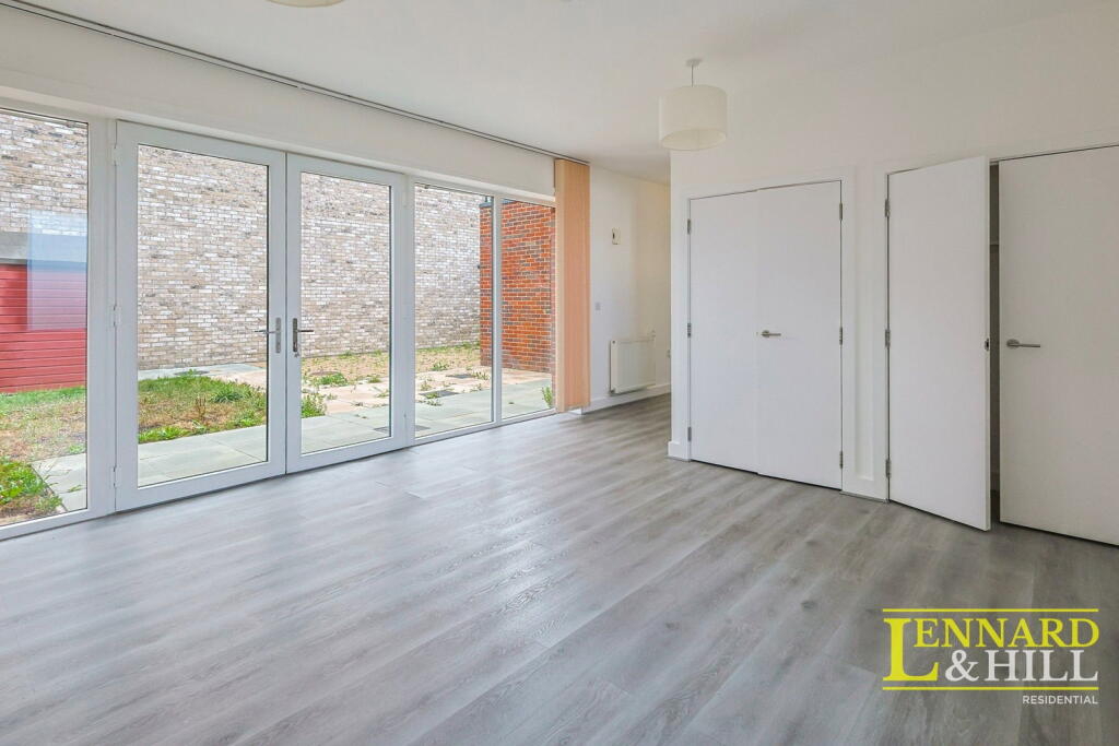 House in Romford - View 4