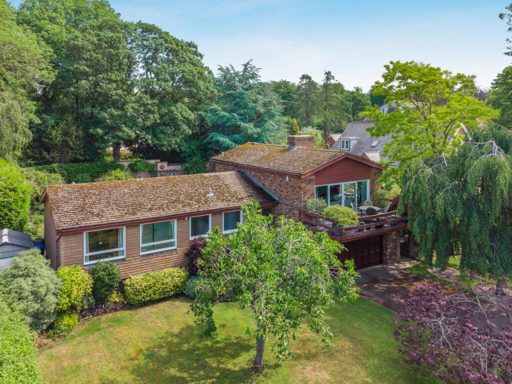 Main image of property: The Nurseries, Horton, Northampton NN7 2BU