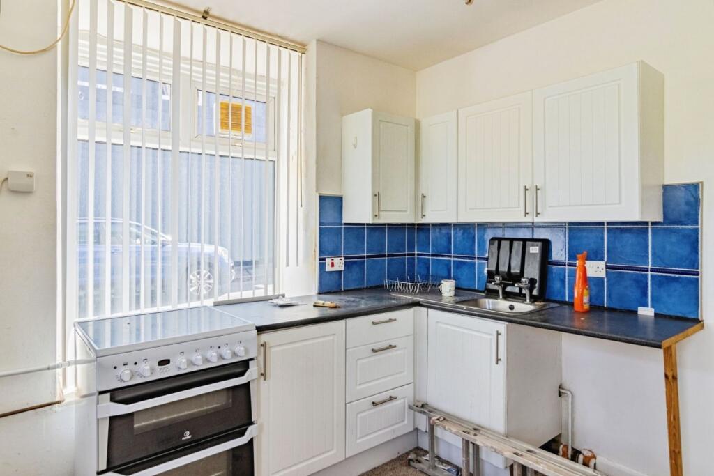 House in Torquay, Plainmoor - View 4