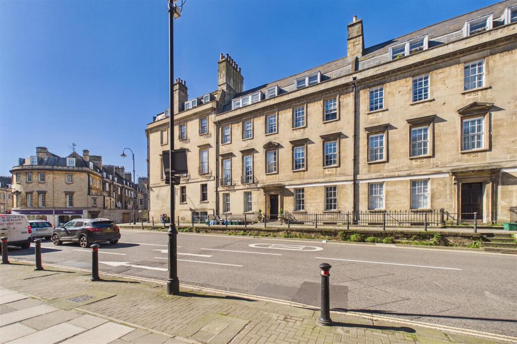 Additional image 15 of Flat | Basic Updating | BA1