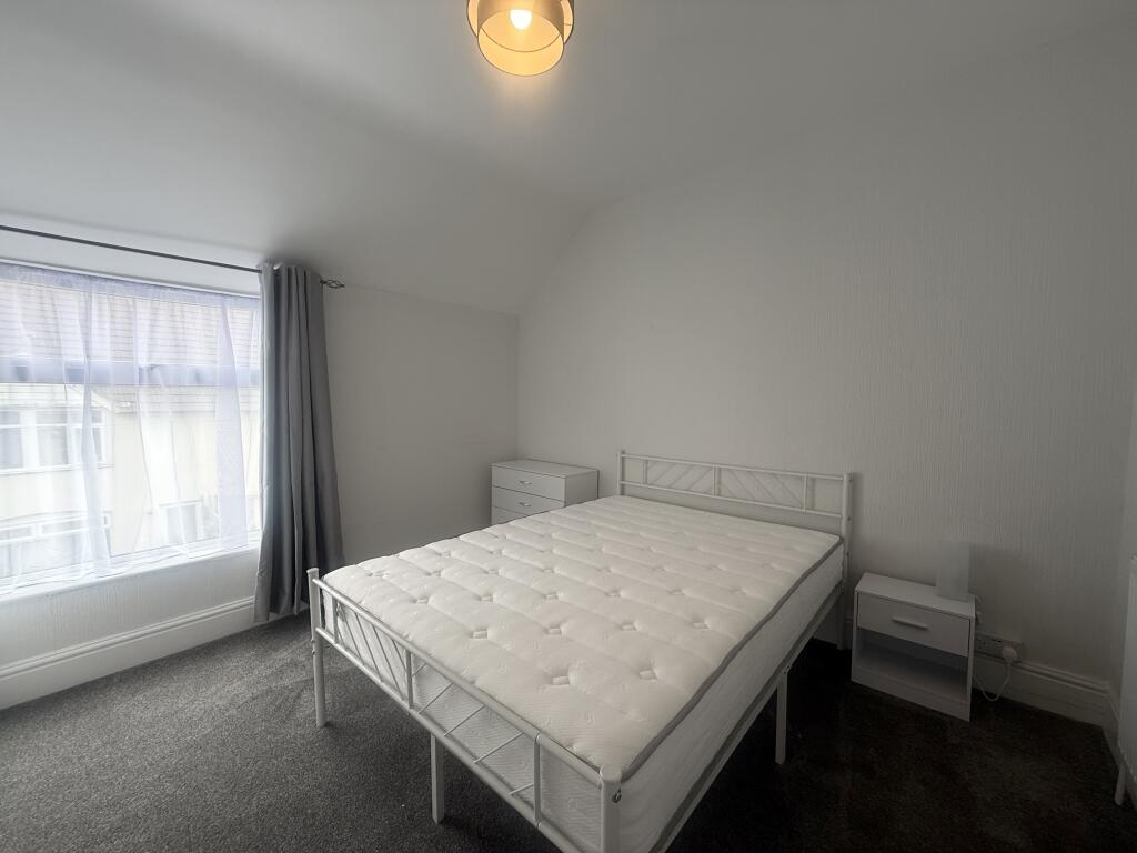 Main image of property: Room 4, Seventh Avenue, Forest Town, Mansfield