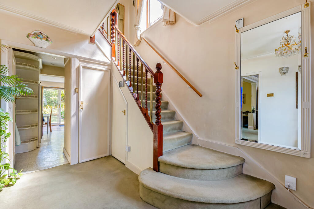 House in Harrow - View 4