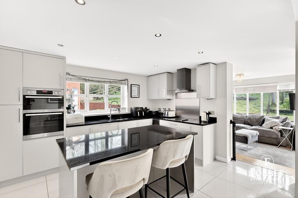 House in Chorley, Clayton-le-Woods - View 2